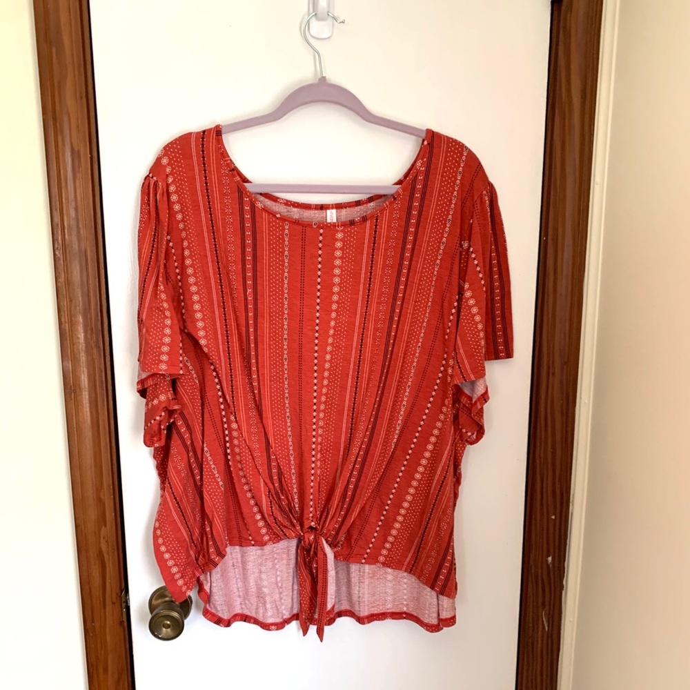 Xhilaration Tie Front Tee